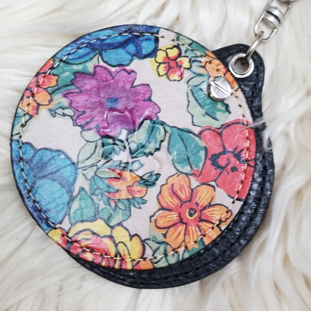 Patricia Nash keychain mirror NWT 100% leather - Picture 2 of 8